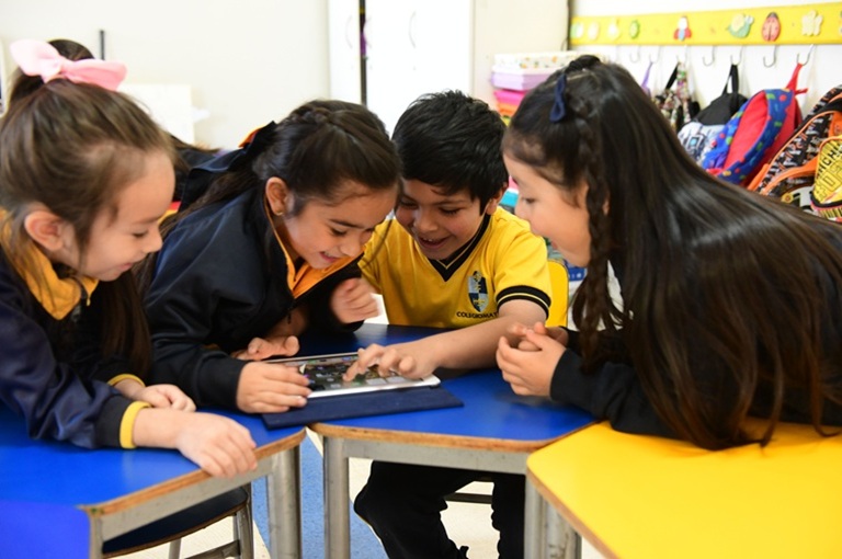 Inteligencia artificial, certificación internacional de inglés y mejoras académicas: algunos de los desafíos que proyecta la rectora Alejandra Rosales para 2026