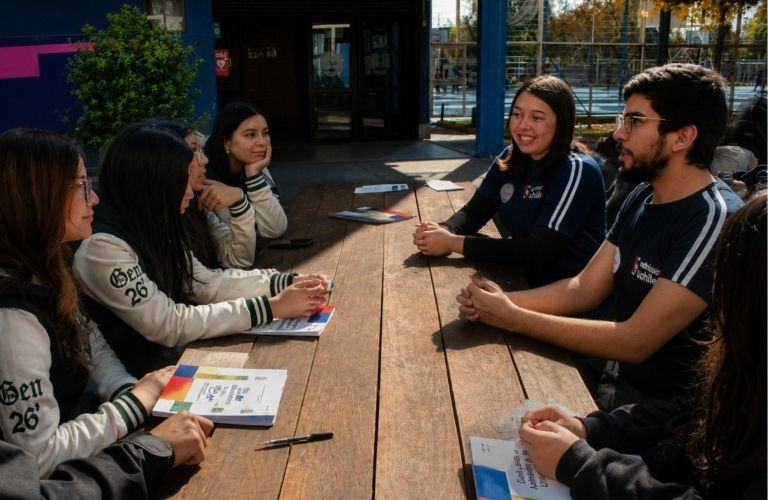 Estudiantes de IV Medio participaron en jornada de orientación junto a alumnos de la Universidad de Chile